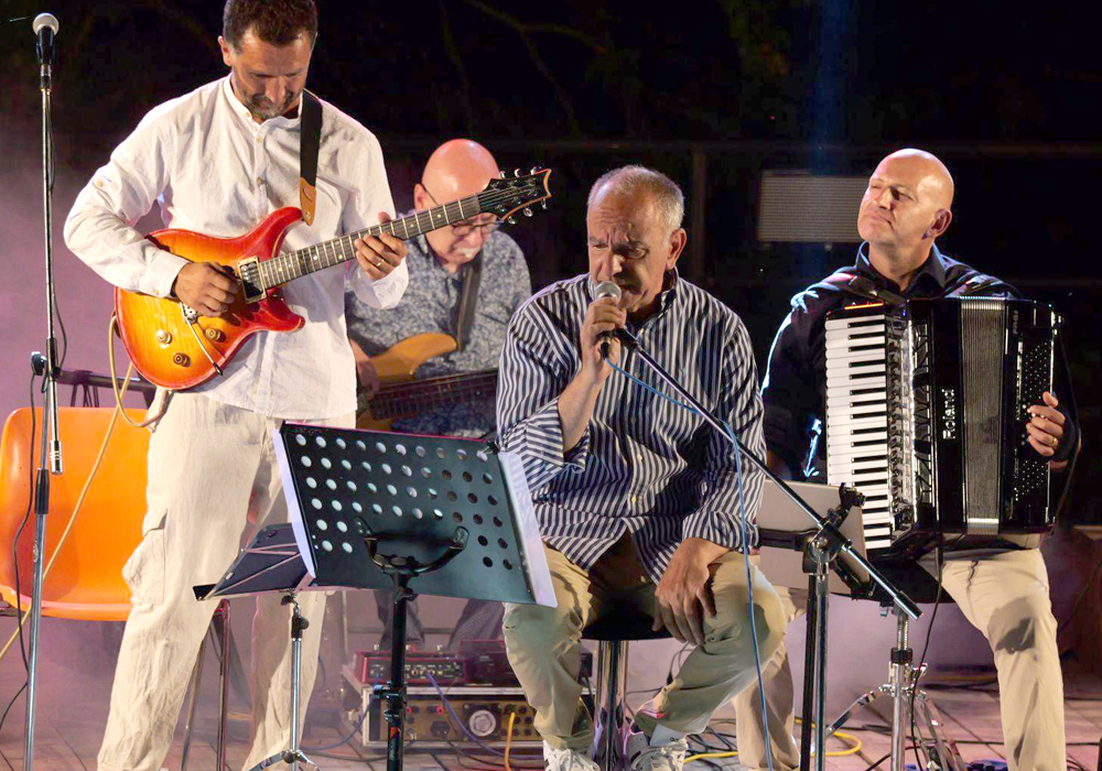 Amico Fragile Band